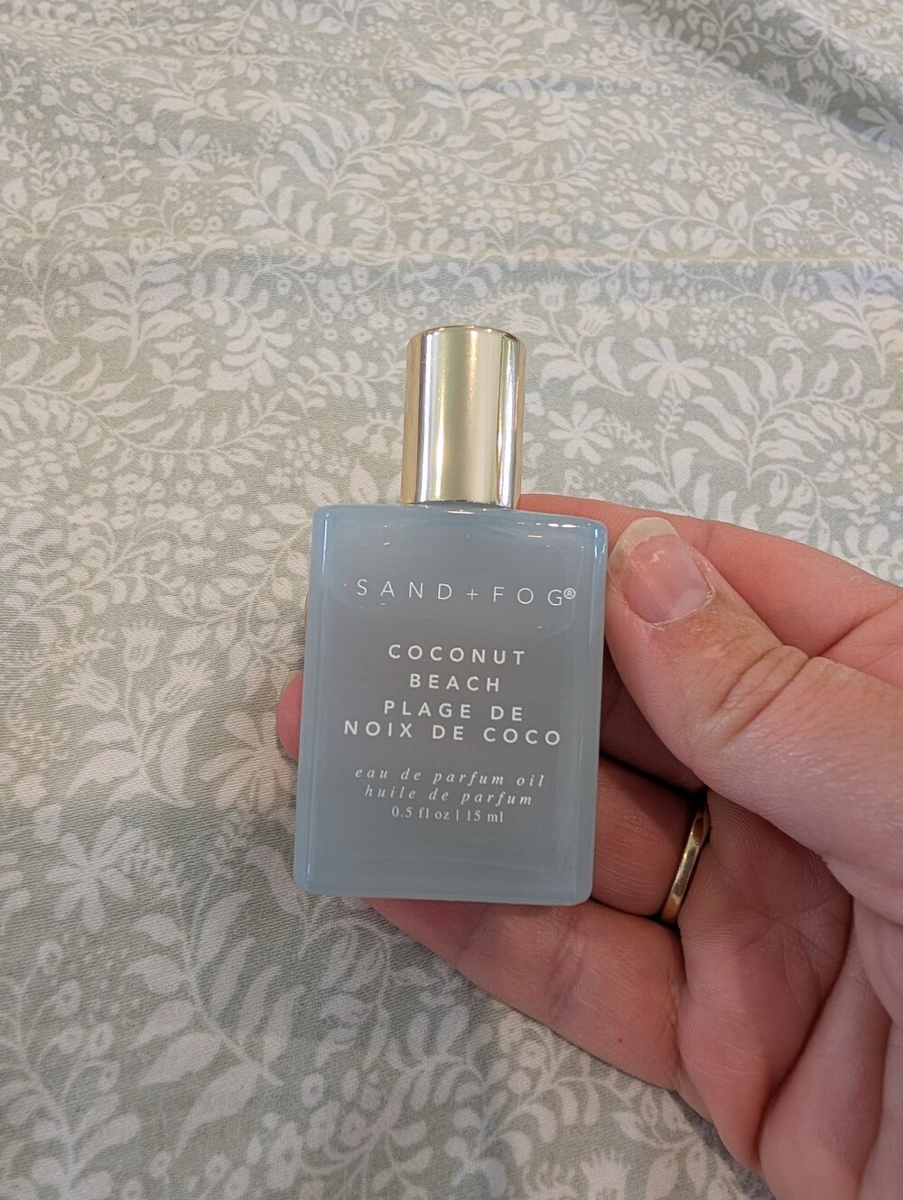 BN vanilla sands rollerball purfume